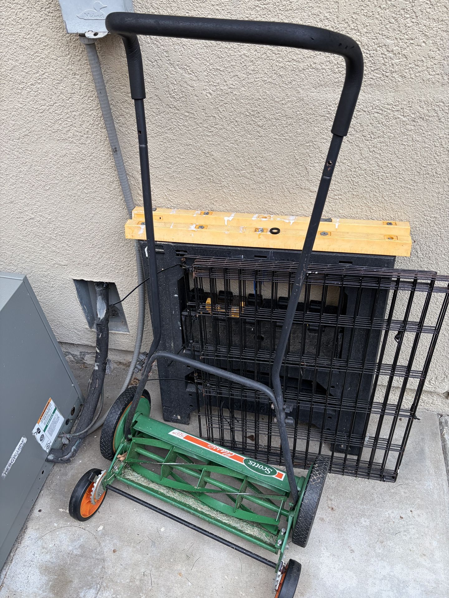 Scott’s Classic 20” Lawn Mower