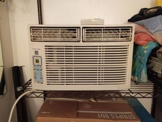 Frigidaire 6000 BTU window A/C unit