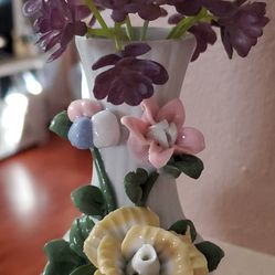 Mini Porcelain Flower Vase.