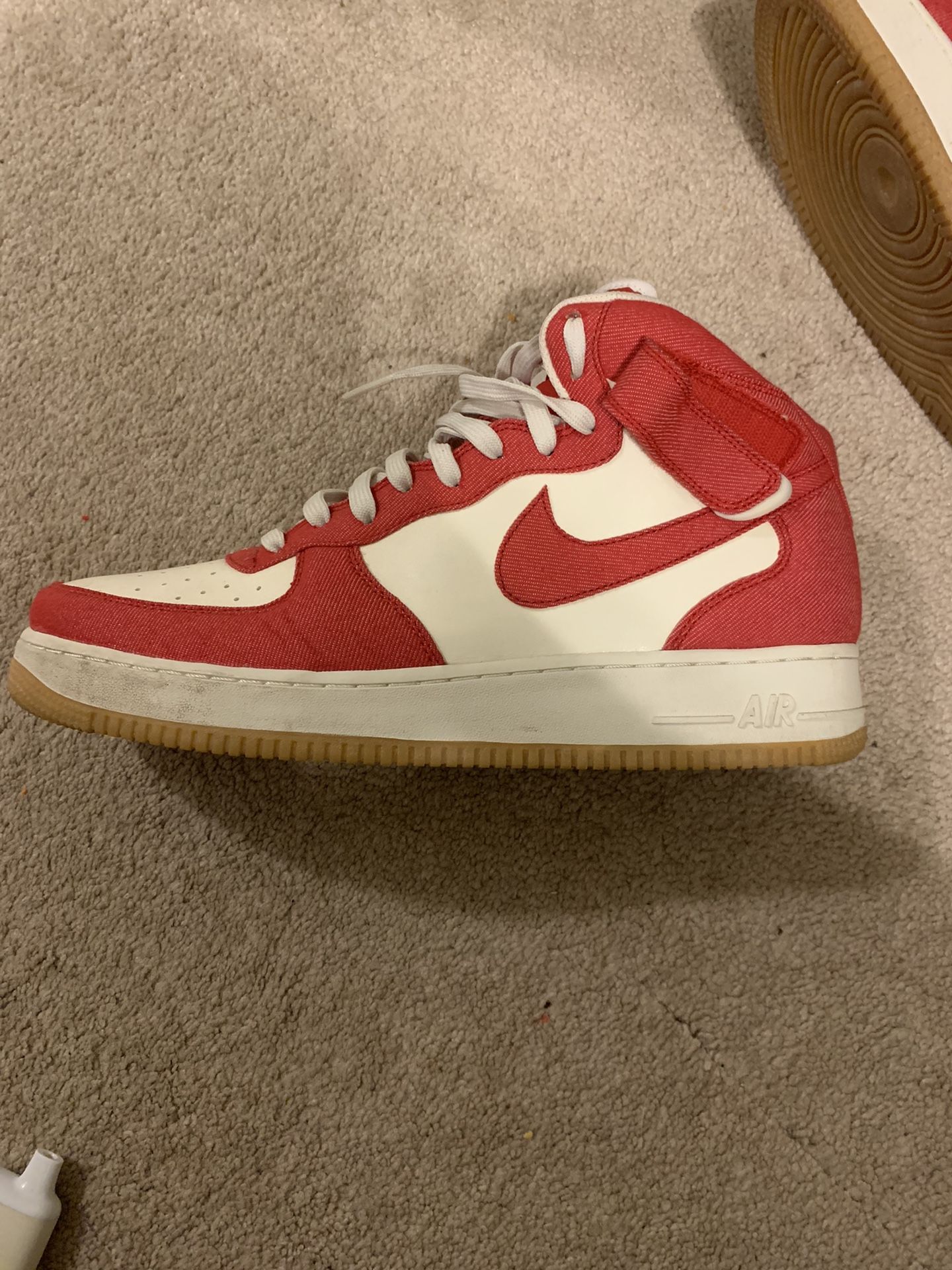 Air Forces, Gum Bottom. Rarely Worn.