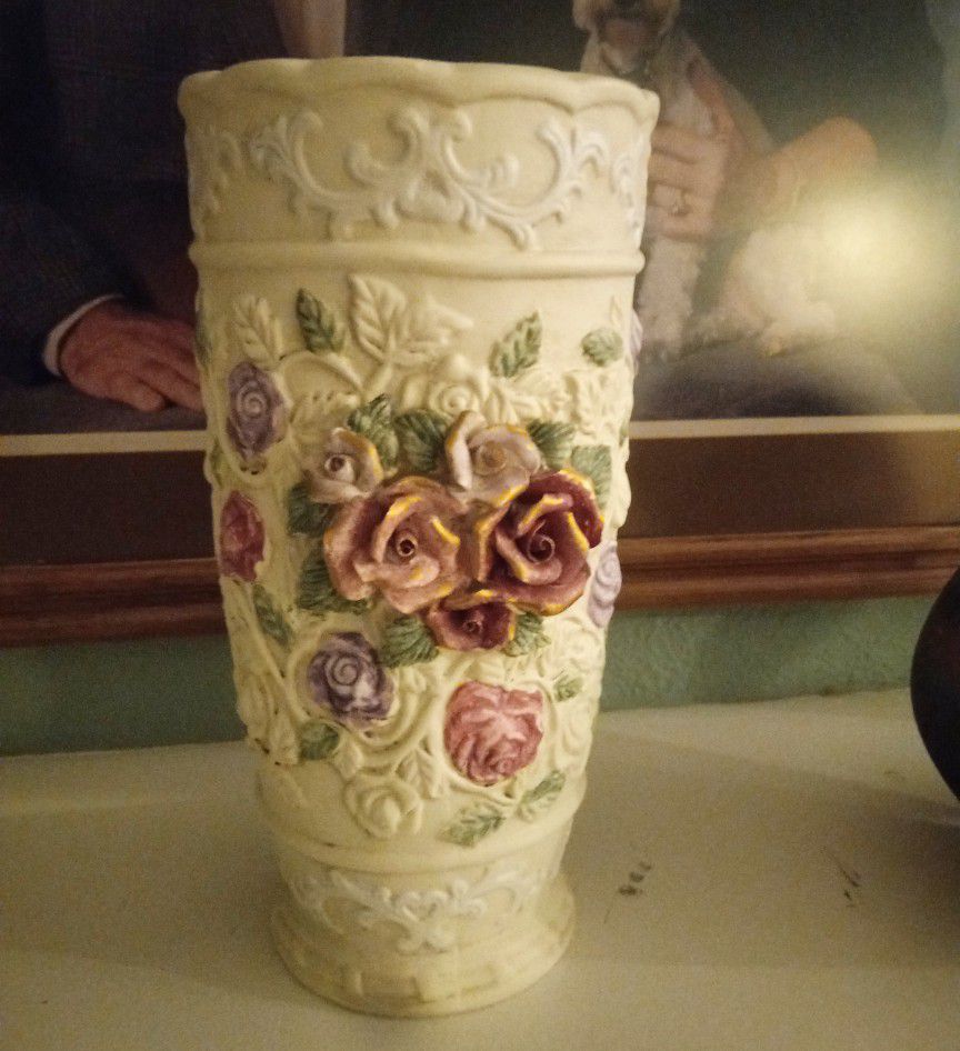 NEW IN BOX Flower Vase