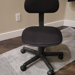 Small adjustable height Office chair