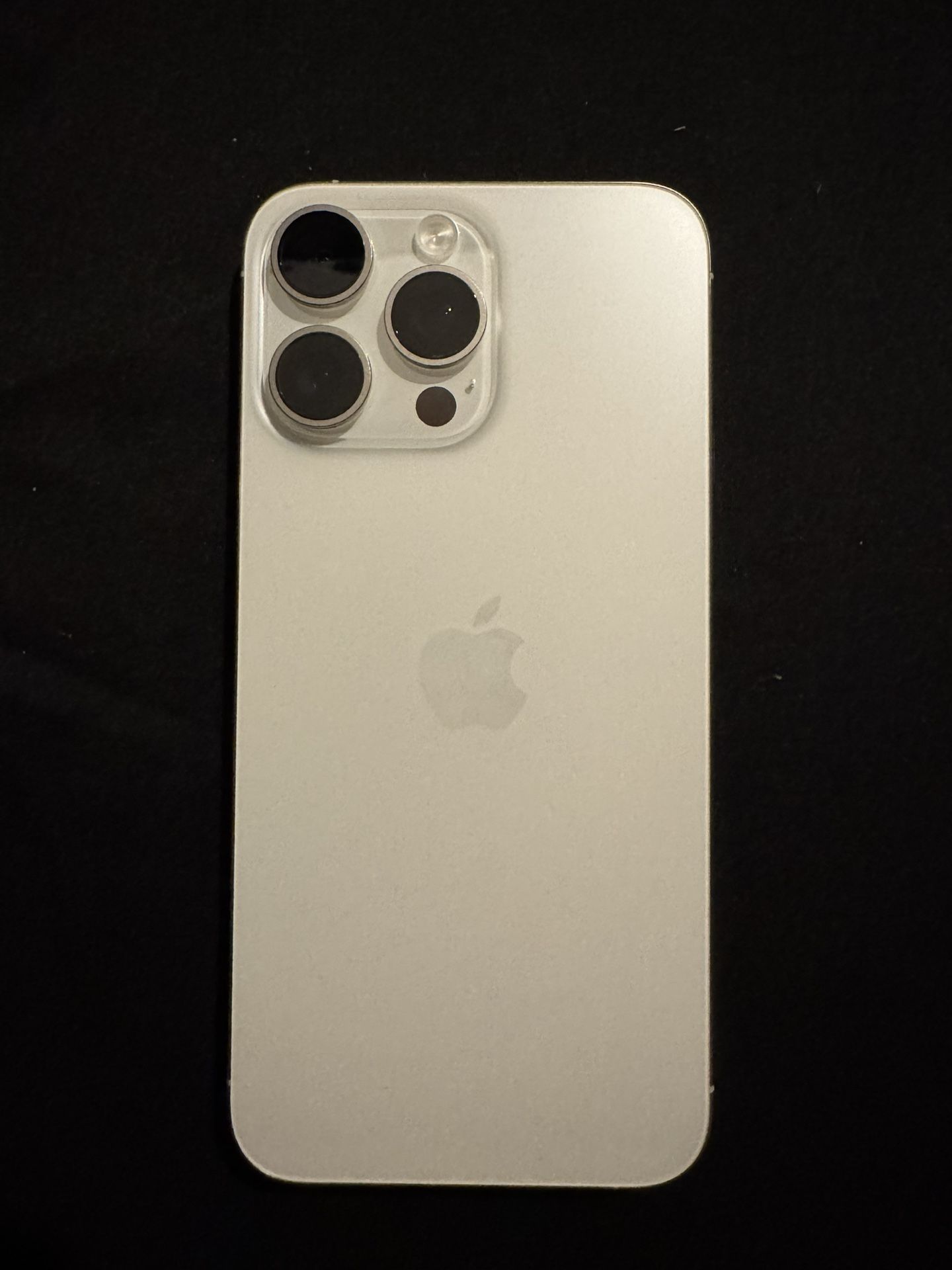 iPhone 15 Pro Max Unlocked