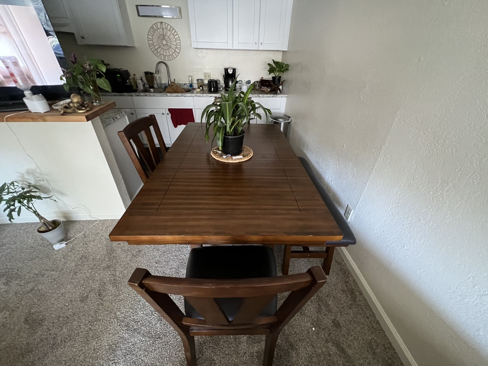 Mahogany Dining room set FREE for Sale in San Luis Obispo, CA OfferUp