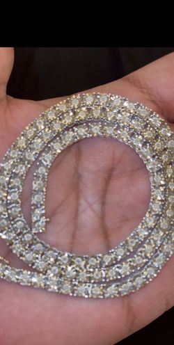Natural diamond chain fanuc prong style