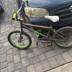 BMX BIKE