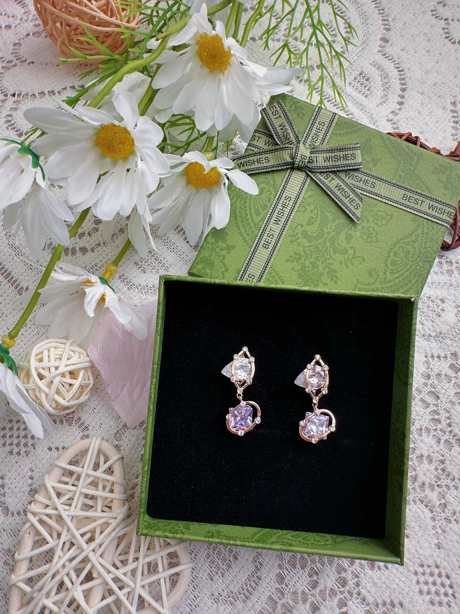 Beautiful Jewelry With Box