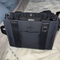 Lululemon tote bag 
