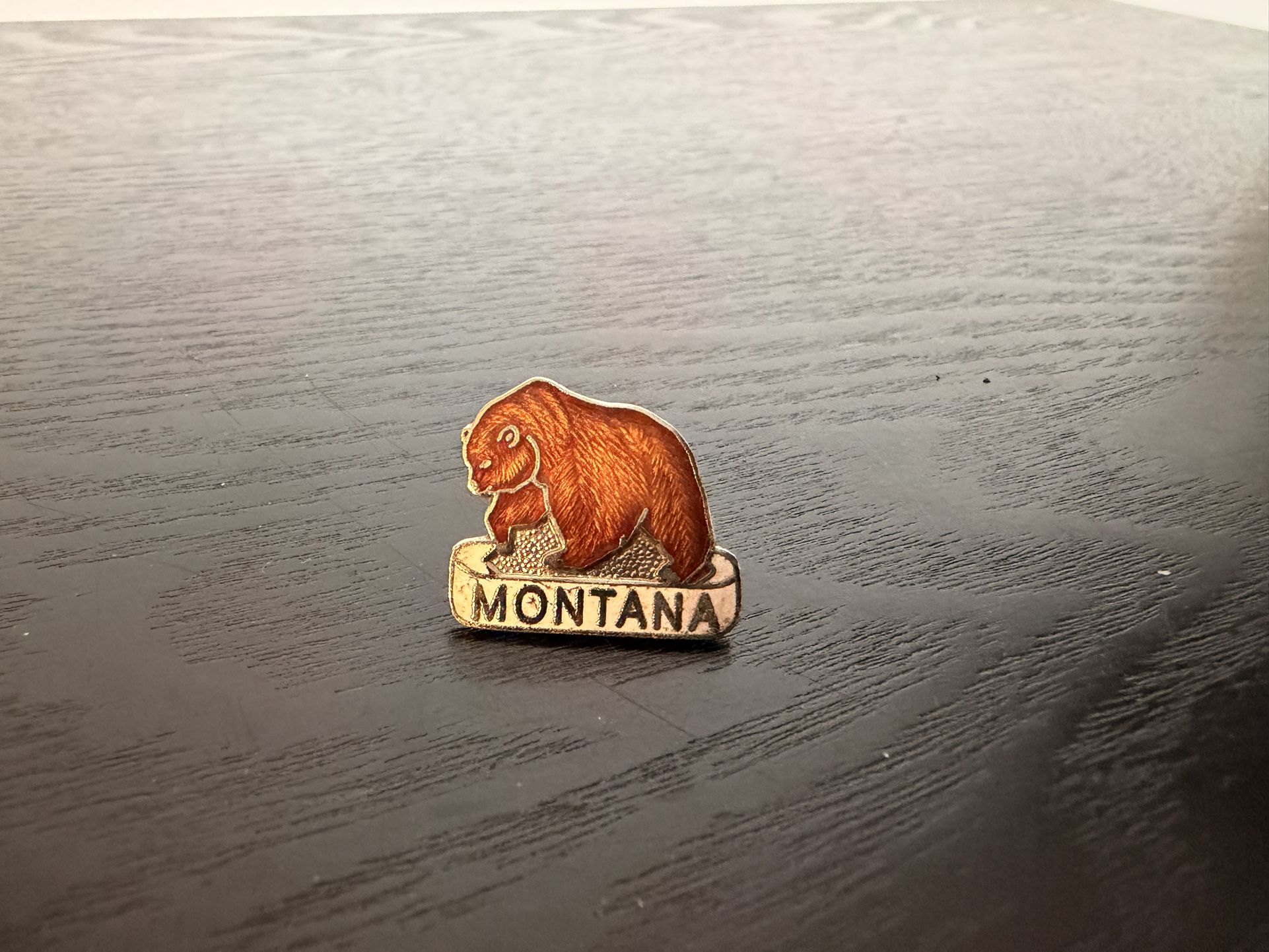 RARE Vintage Montana Grizzly Bear Lapel Pin Tie Tack Brooch