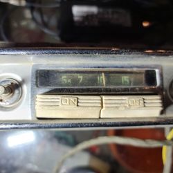 VW Bug 58 59 RADIO