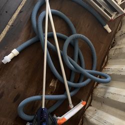 Pool Cleaning Equipment 