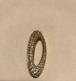 Various Swarvorski crystal pendants.