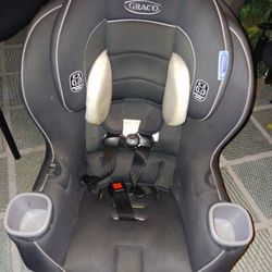 Nice Clean Graco Toddlers Carseat 25 Firm