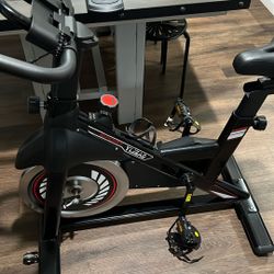 Bicicleta Para Ejercitar Completo Prácticamente Nueva 