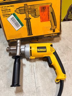 DEWALT 7.8 Amp Corded 1/2 in. Variable Speed Reversing Drill NEW $100