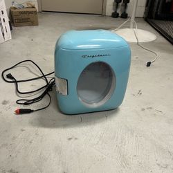 Retro Mini Fridge