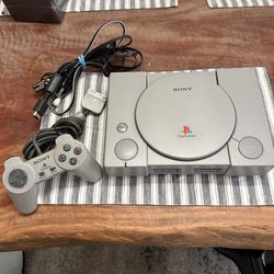 Sony PlayStation PS1 SCPH-1001 original launch model working