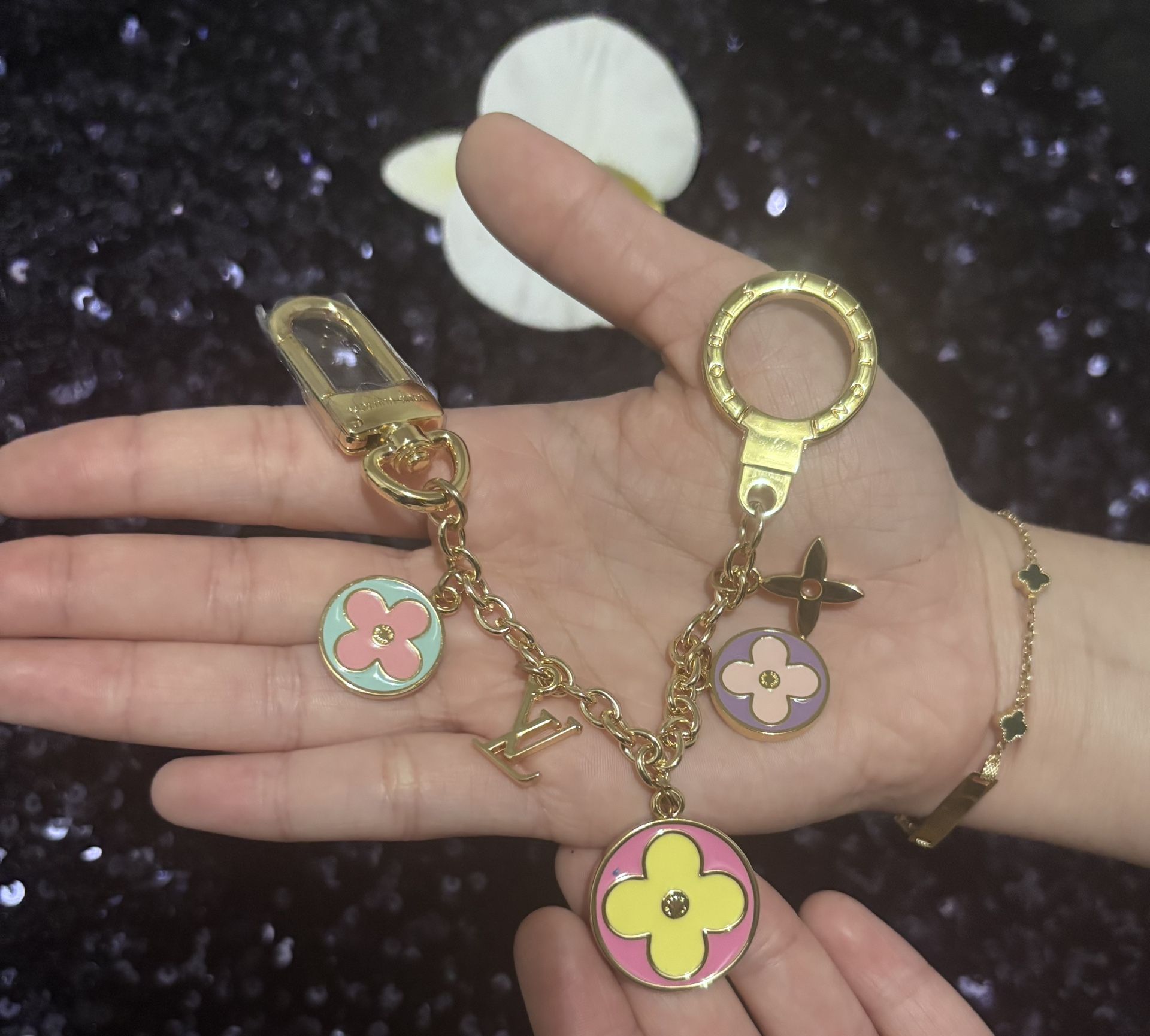 🌲🎁🎅Gold and Multicolor key chain/purse Charm🎅🎄🎁