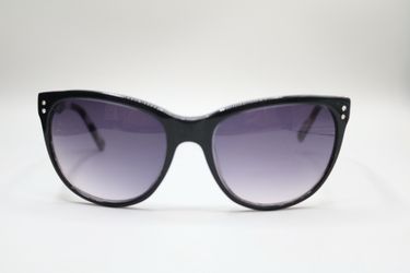 Pre-Owned | Kardashian Kollection KK-203 Sunglasses