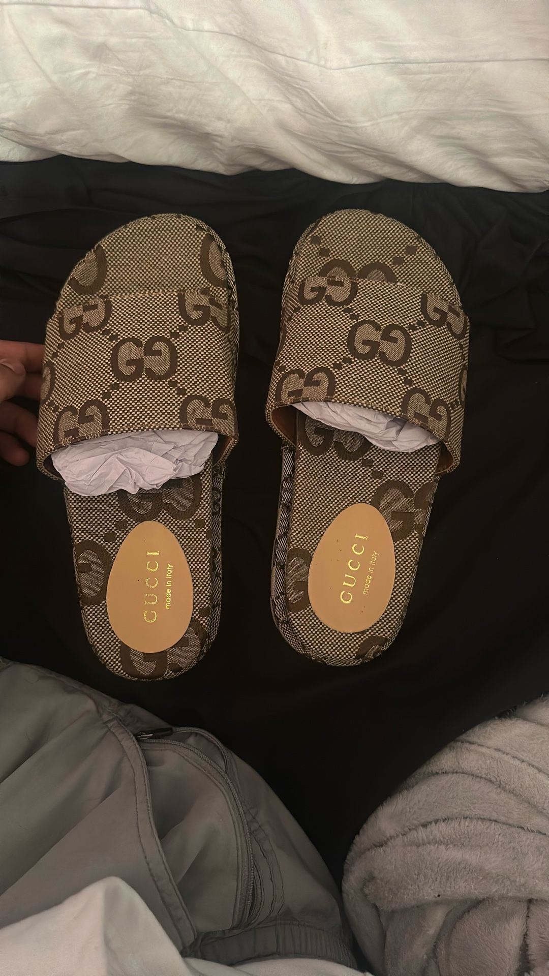 Women’s Gucci Slide Size 6.5-7