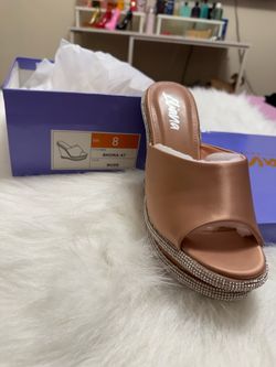 Cute nude size 8 wedge heels