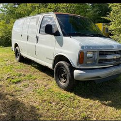 3500 Chevy Express 