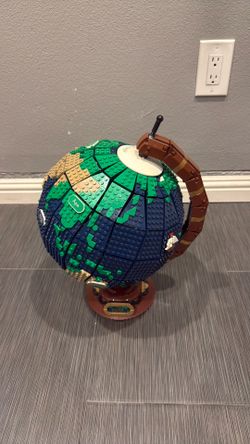 Lego globe