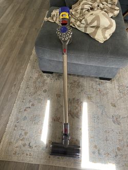dyson v8 animal vacuum