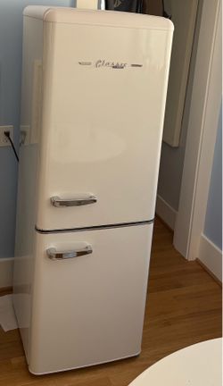 Unique Appliance Refrigerator