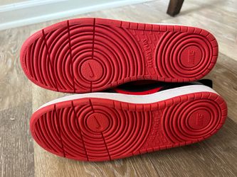 Nike size 5 year