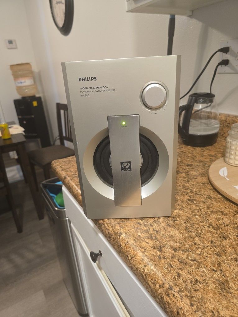 PHILIPS Woox POWER SUBWOOFER