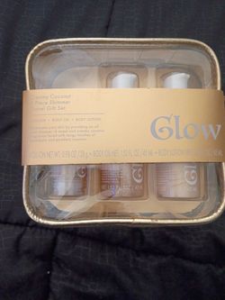 Creamy coconut 3 piece shimmer travel gift set