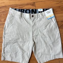 NWT Iron men's flat front shorts Size 34