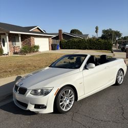 BMW 328i Convertible 