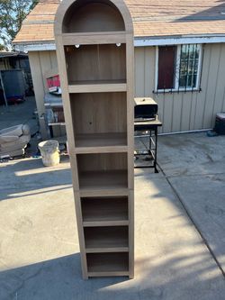 Tall Arched Bookcase with 6 Shelves