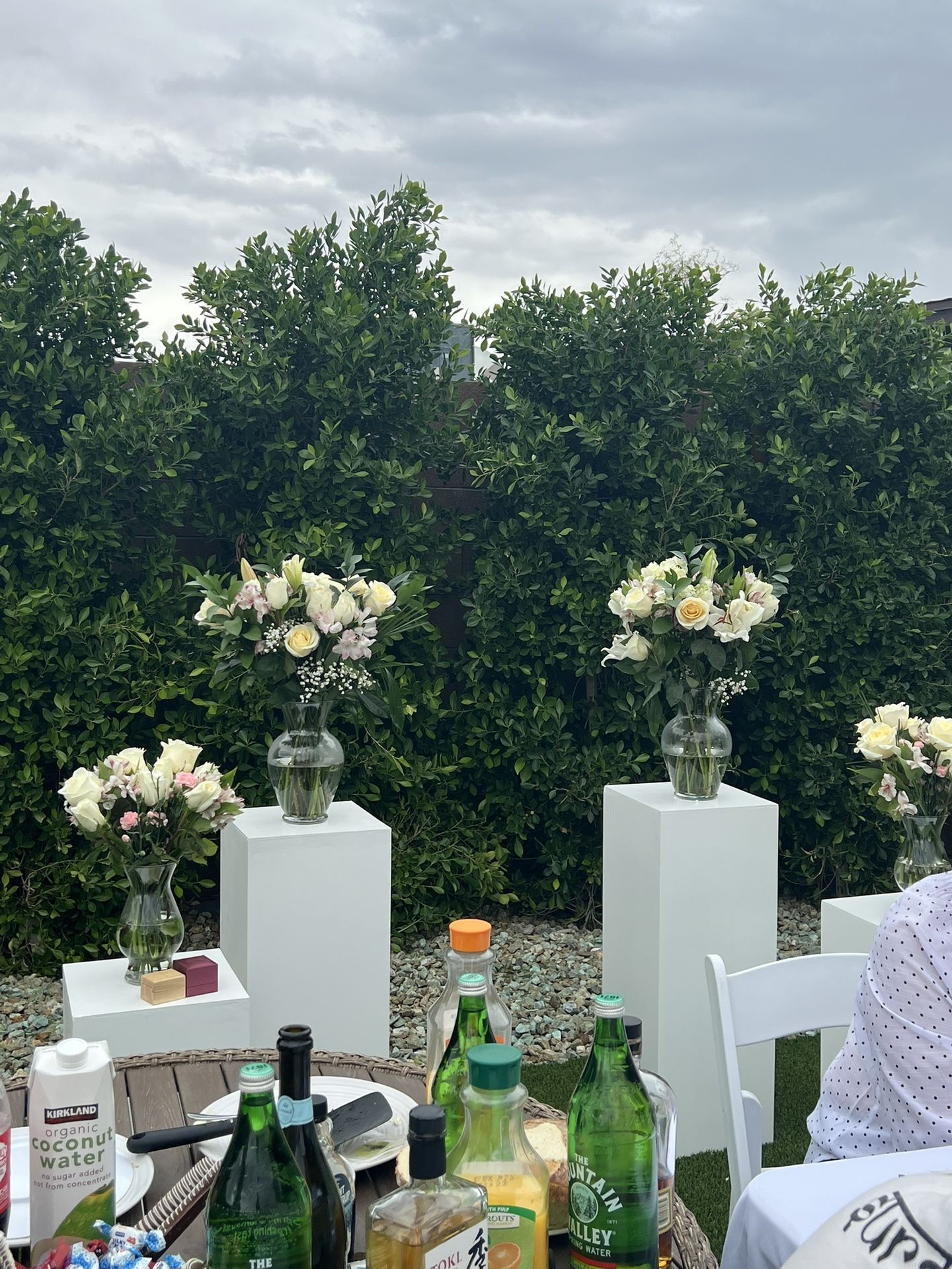 4 Vases ( 11inch And 9inch)