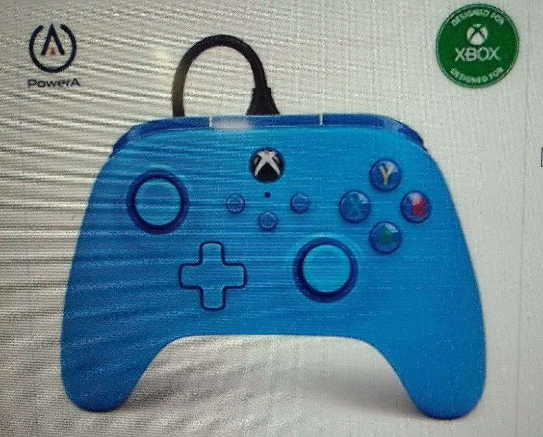 Whole Xbox 1X Bundle. Steering Wheel, Xbox 1X Console, 1 Controller, Steering Wheel Stand.