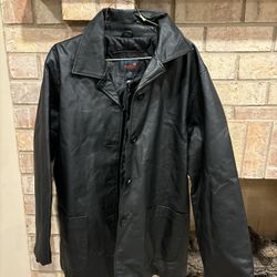 New Women’s Leather Coat Size Large