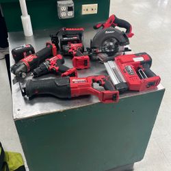 Bauer 5 Pc Cordless Combo Tool Set 2 Batteries And Charger 
