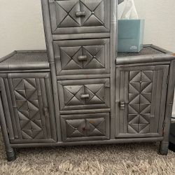 End Table/Storage 