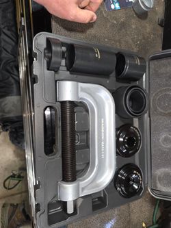 Ball joint press brand new