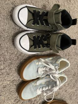 Boys shoes