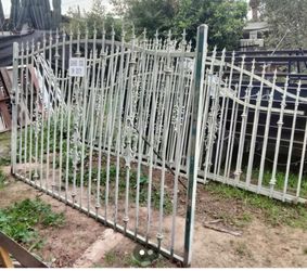 Se vende  for sale gach  fence  para enfrente de tu casa 64 pies
