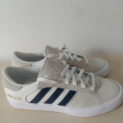 Adidas Sneakers M10 W11