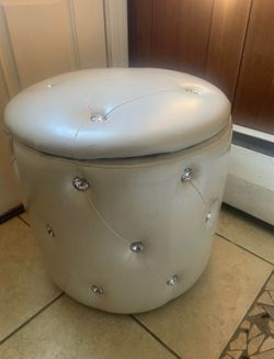 Ottoman seat or foot stool