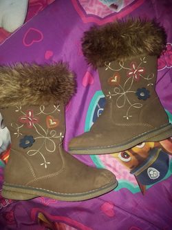 Girl boots size 12