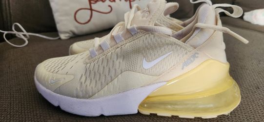 Womans Nike S