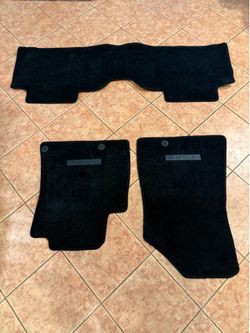 Brand new Kia Niro floor mats