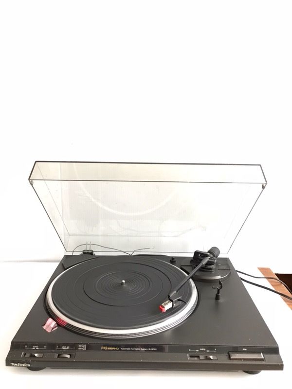 Technics SL-BD22 Turntable With Shure DT15P Stylus