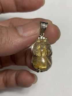 Rutilated quartz pendant